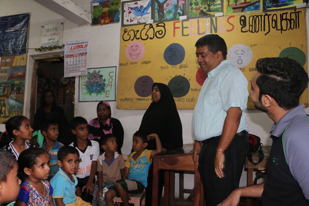 Sanjeeva with children.